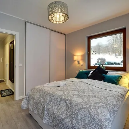 Apart-invest Apartament Grottgera M1 4 Osobowy
